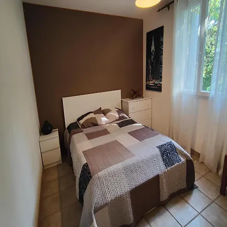 Lovely House In The South Villeneuve (Alpes-de-Haute-Provence)